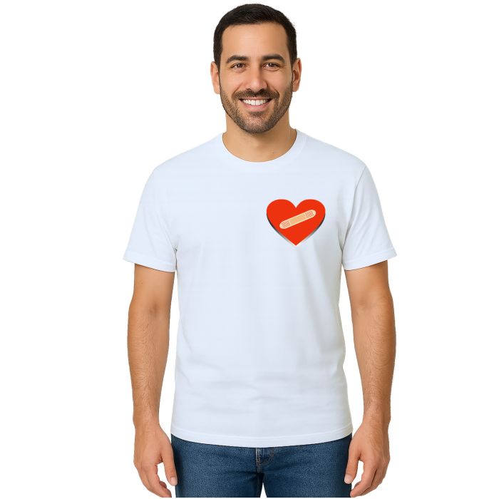 Camiseta Coração Band Aid Curativo Estampa Personalizada