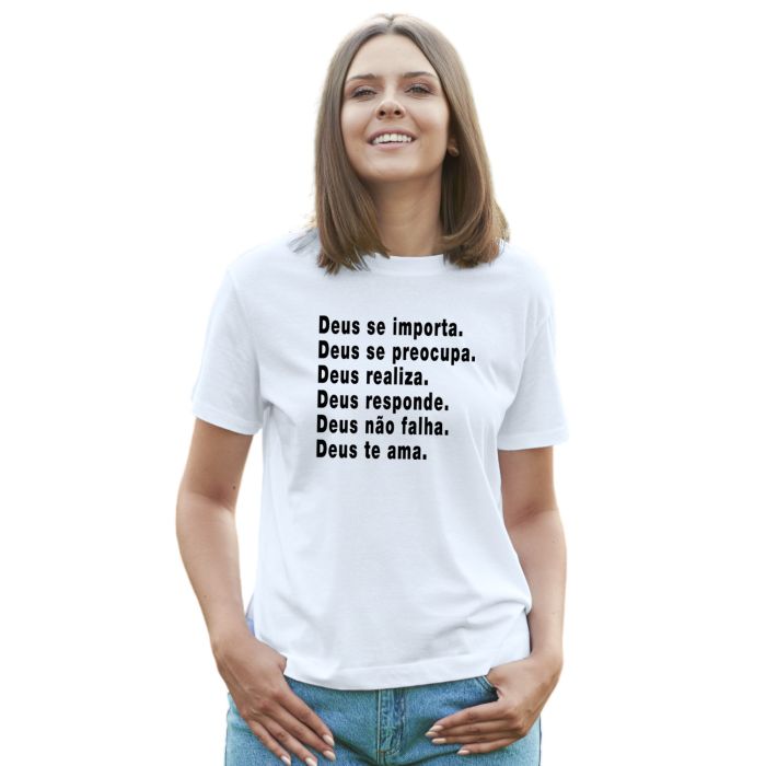 Camiseta Deus realiza Não Falha Te Ama Personalizada