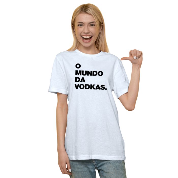 Camiseta O Mundo da Vodkas Estampa Personalizada