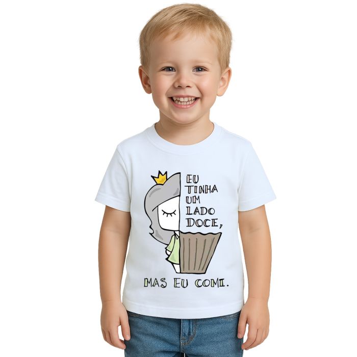 Camiseta Tinha Um Lado Doce Mas Comi Personalizada