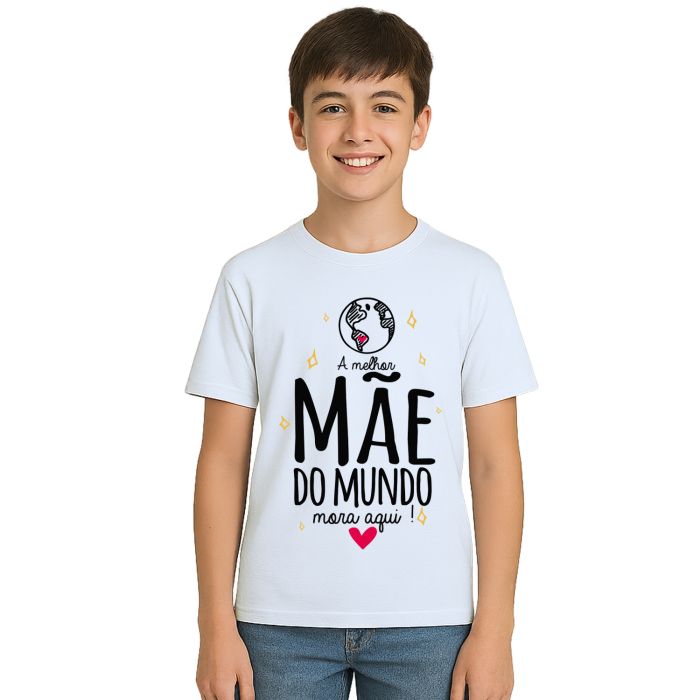 Camiseta Melhor Mãe Do Mundo Mora Aqui Personalizada