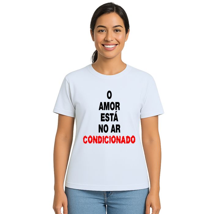 Camiseta O Amor Está No Ar Estampa Personalizada