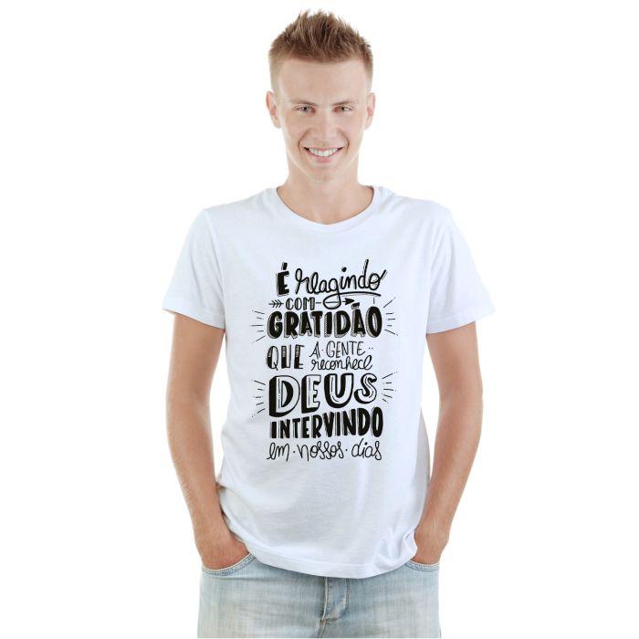 Camiseta Reagindo Gratidão Reconhece Deus Personalizada