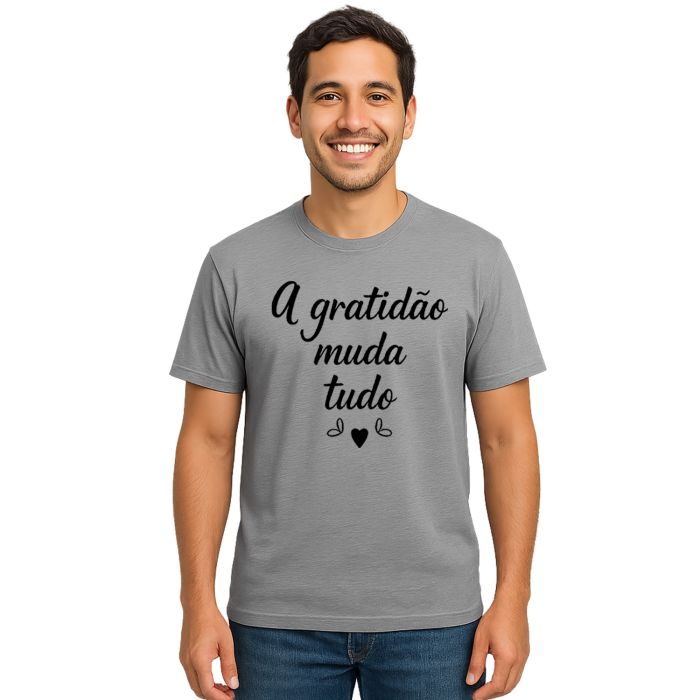 Camiseta Gratidão Muda Tudo Estampa Personalizada