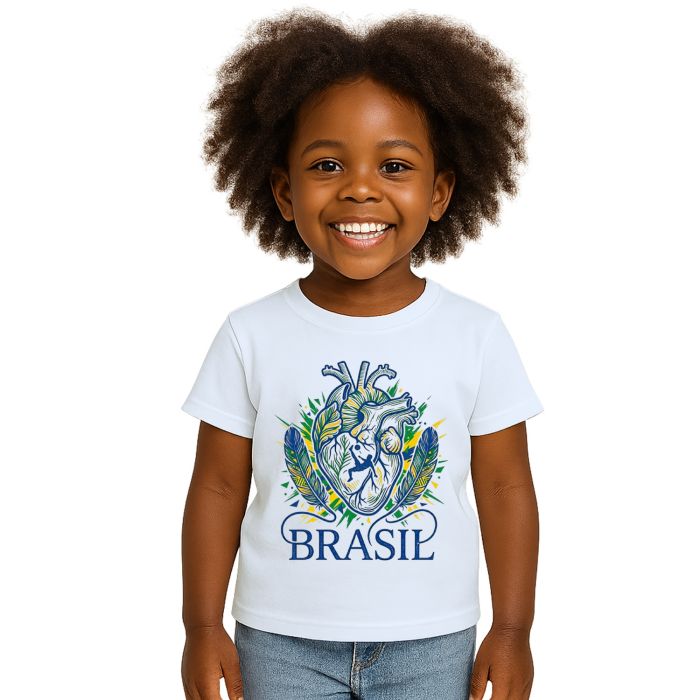 Camiseta Brasil Futebol no Coração Estampa Personalizada