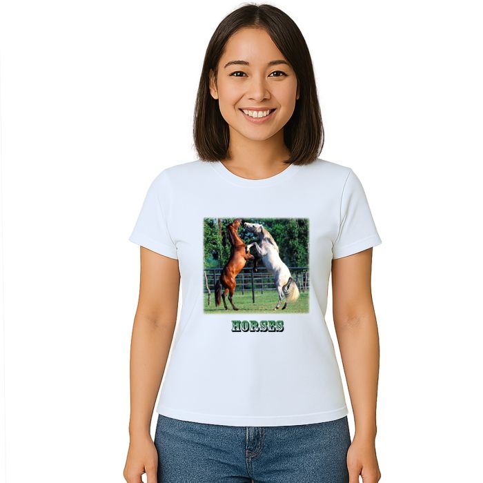 Camiseta Cavalos no Campo Estampa Personalizada