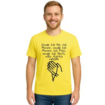 Camiseta Onde Há Deus Não Falta Nada Estampa Personalizada